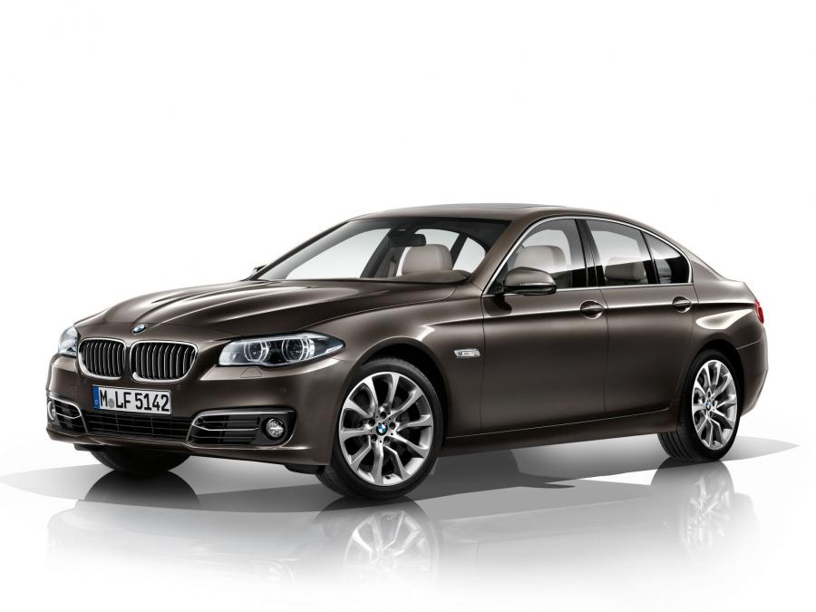  BMW 550i xDrive Sedan Modern Line 2013 года  (фото 1 из 2)